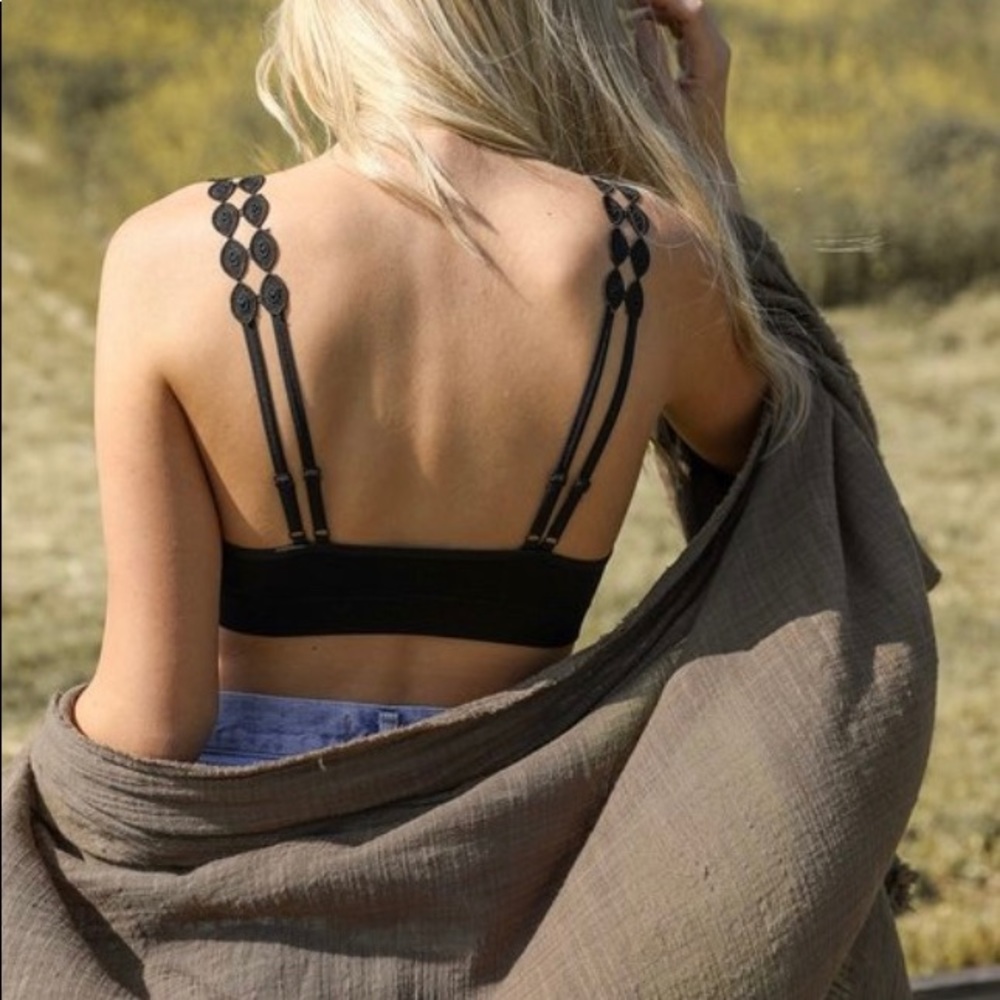 Black Boho Crochet Appliqué Padded Bralette - Picture 2 of 2